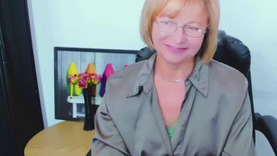 MarieneFantasy live cam on Cam4