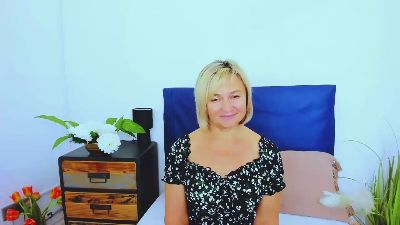 MarieneFantasy live cam on Cam4