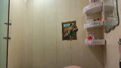 MarilouSchee live cam on Cam4