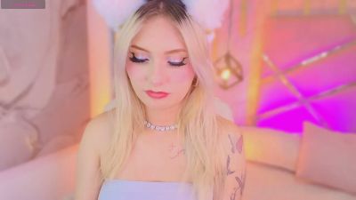 Mariluu_ live cam on Cam4