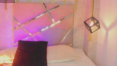 Mariluu_ live cam on Cam4