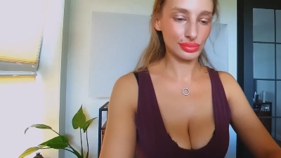 MarilynBeauty live cam on Cam4