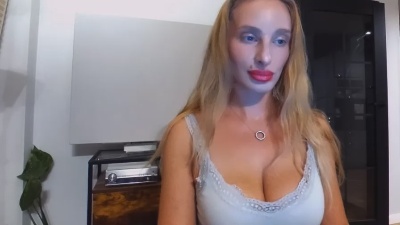 MarilynBeauty live cam on Cam4