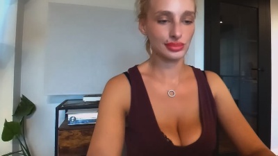 MarilynBeauty live cam on Cam4