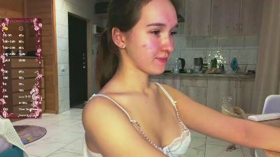 MarilynSapara live cam on Cam4