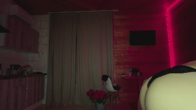MarilynSapara live cam on Cam4