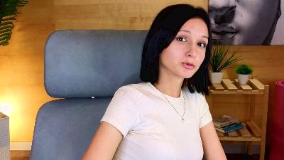 MarinaYannotti live cam on Cam4