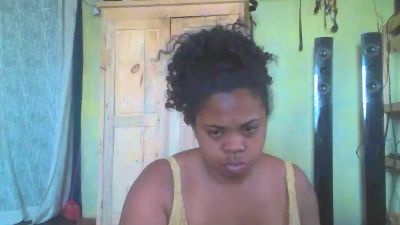 MarinahSexy4 live cam on Cam4