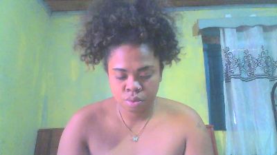 MarinahSexy4 live cam on Cam4