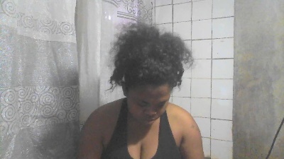 MarinahSexy4 live cam on Cam4