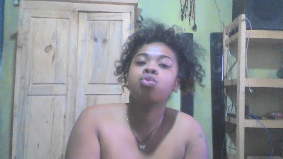 MarinahSexy4 live cam on Cam4