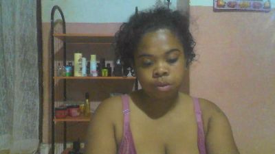 MarinahSexy4 live cam on Cam4