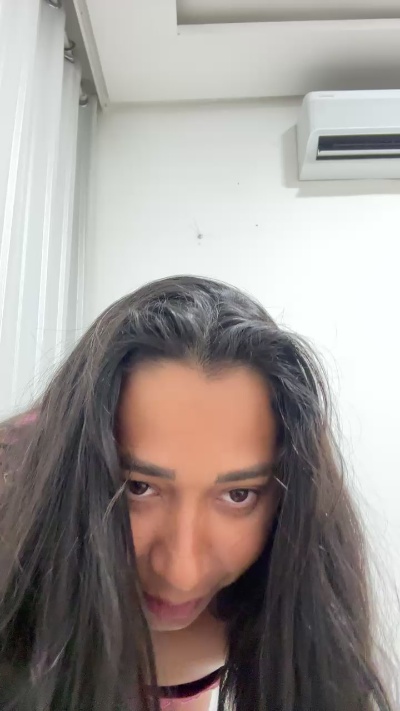 Marinomade live cam on Cam4