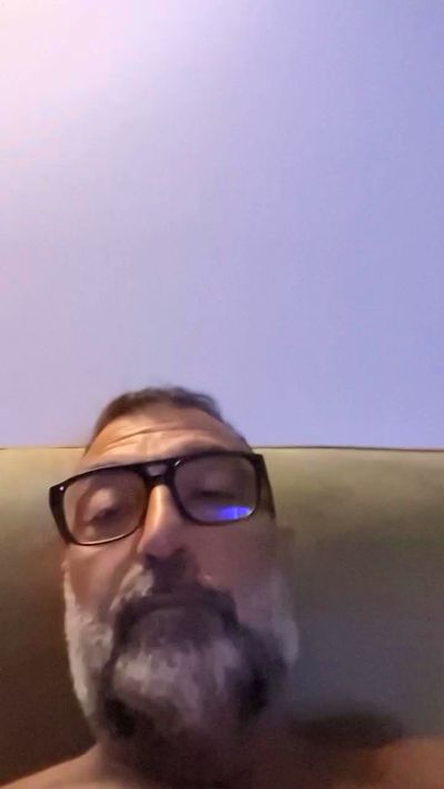 Mario1543 live cam on Cam4
