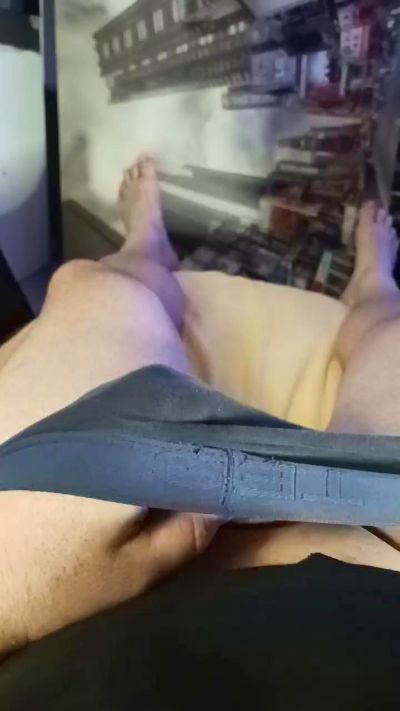 Mario8521 live cam on Cam4