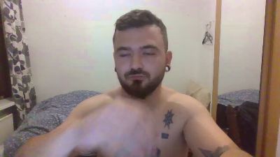 MarioRelentless live cam on Cam4