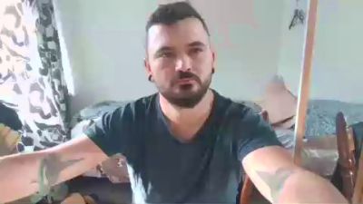 MarioRelentless live cam on Cam4