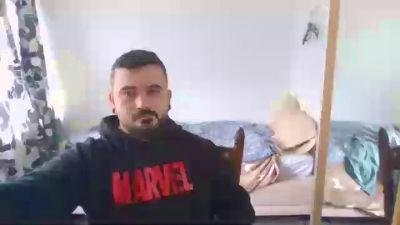 MarioRelentless live cam on Cam4