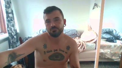MarioRelentless live cam on Cam4