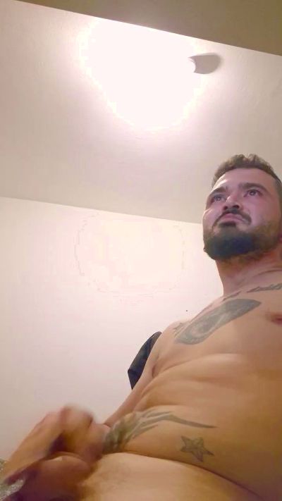 MarioRelentless live cam on Cam4