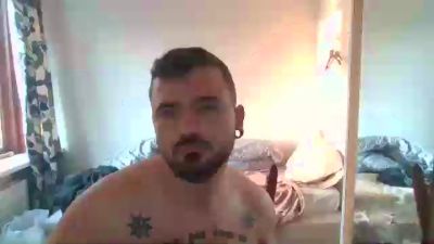 MarioRelentless live cam on Cam4