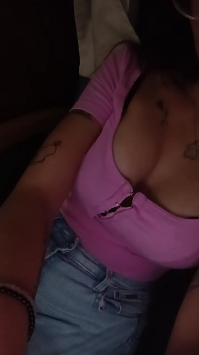 Mariposatoy6 live cam on Cam4