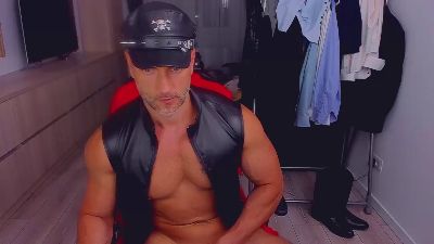 MarisMuscle live cam on Cam4