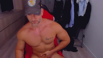 MarisMuscle live cam on Cam4