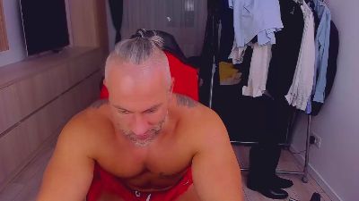 MarisMuscle live cam on Cam4