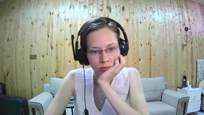 MarishaTrager live cam on Cam4