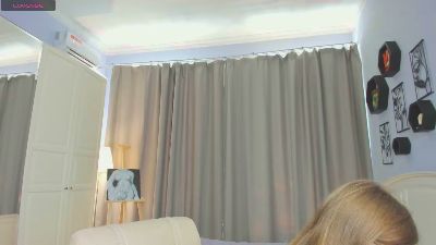 MarivelBelgrade live cam on Cam4