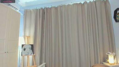 MarivelBelgrade live cam on Cam4
