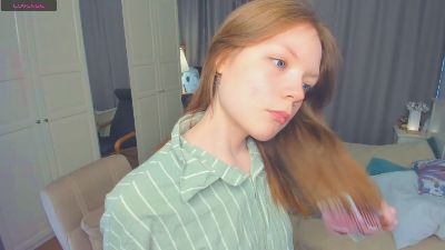 MarivelBelgrade live cam on Cam4