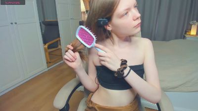 MarivelBelgrade live cam on Cam4