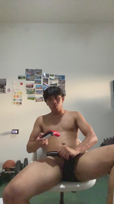 MarkDaniel2004 live cam on Cam4