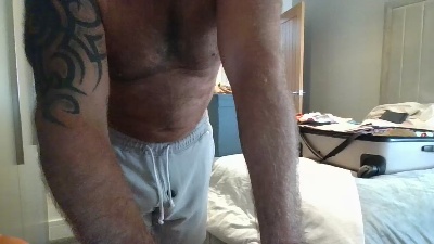 Mark_XOX live cam on Cam4