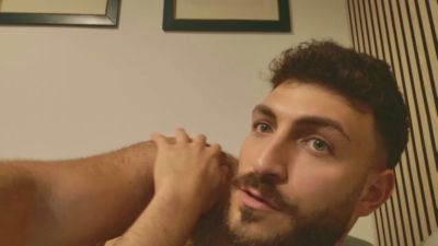 Mark_ariete94 live cam on Cam4