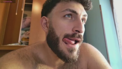Mark_ariete94 live cam on Cam4