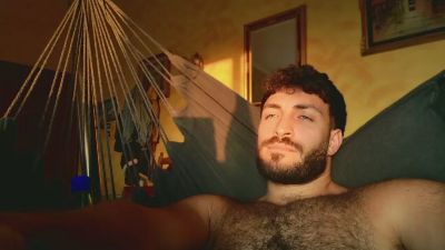 Mark_ariete94 live cam on Cam4