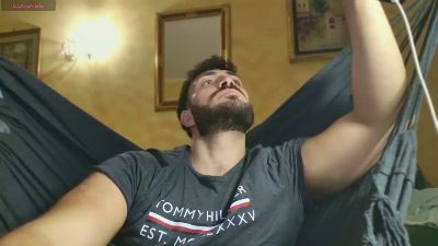 Mark_ariete94 live cam on Cam4
