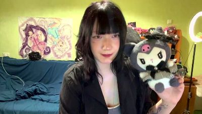 MarlenLevien live cam on Cam4