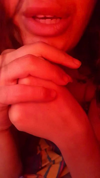 Marocainesexy93 live cam on Cam4