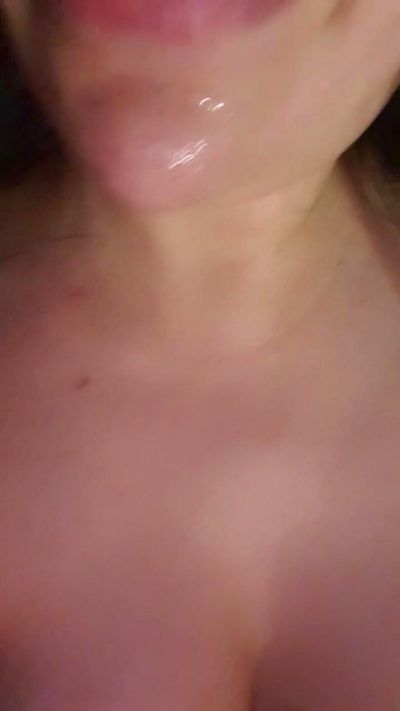 Marocainesexy93 live cam on Cam4