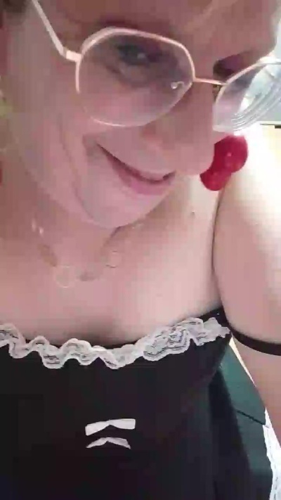 Martatrans live cam on Cam4