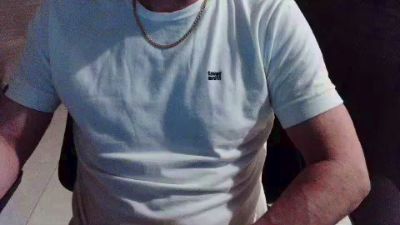 Martin25252525 live cam on Cam4