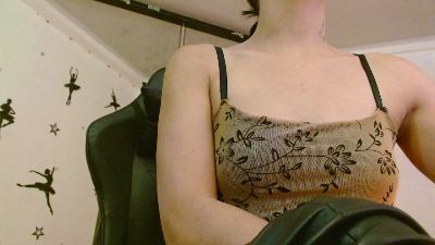 Martina301 live cam on Cam4