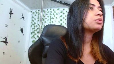 Martina301 live cam on Cam4