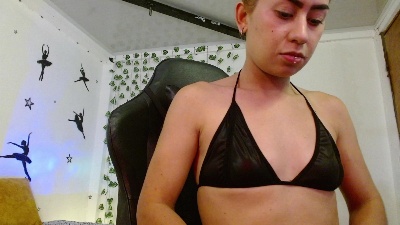 Martina301 live cam on Cam4