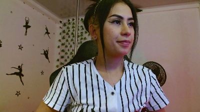 Martina301 live cam on Cam4