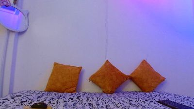 Martina301 live cam on Cam4